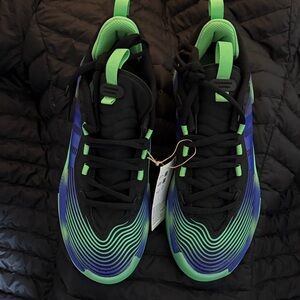 NEW Adidas JS0642 Exhibit Select 2.0 Pro Black Basketball Shoes